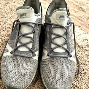 Men’s Nike size 10